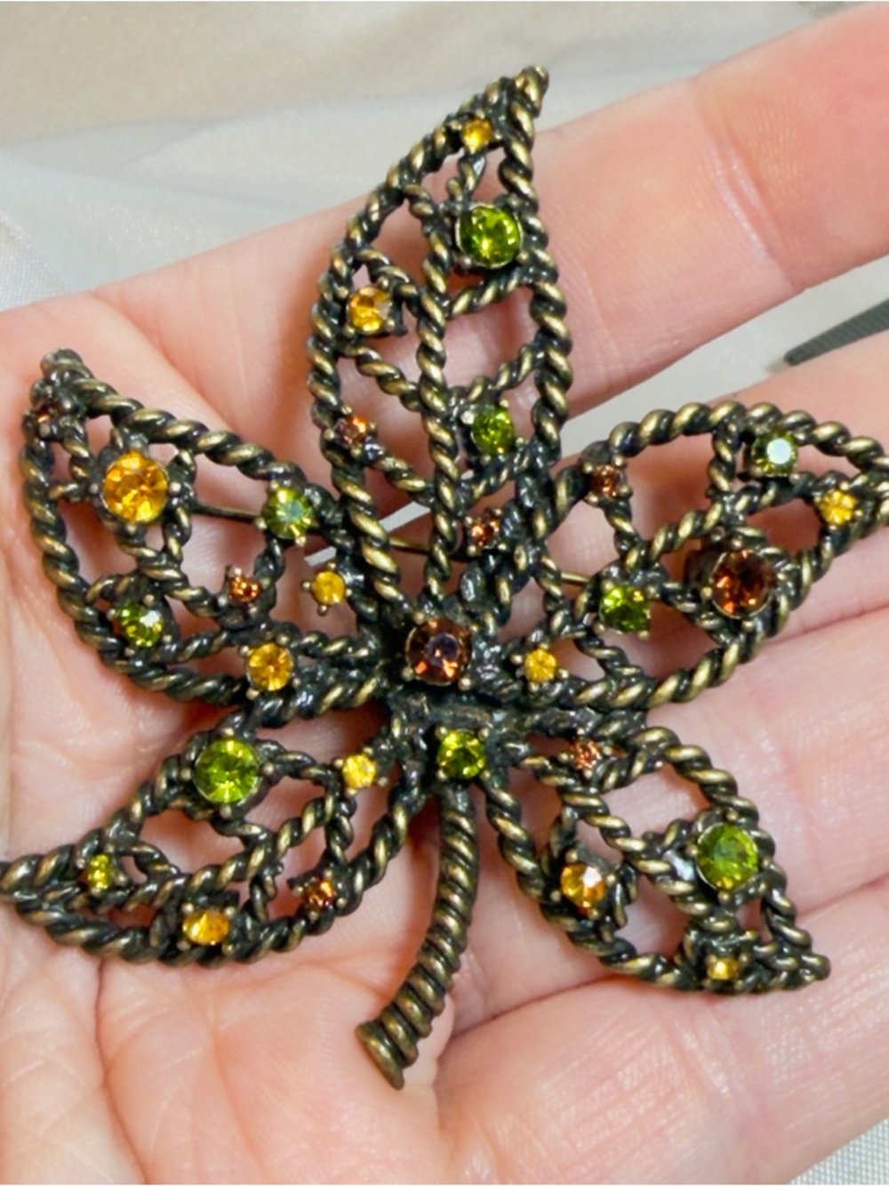 AVON Vintage Leaf Brooch Green Amber Rhinestone Twisted Metal Bronze Toned 2.75"